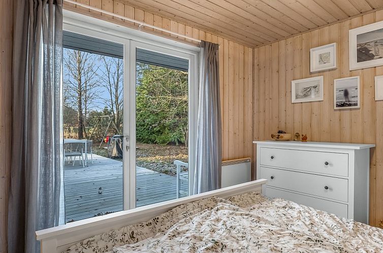 Vakantiehuis "Åse" - 1.3km from the sea