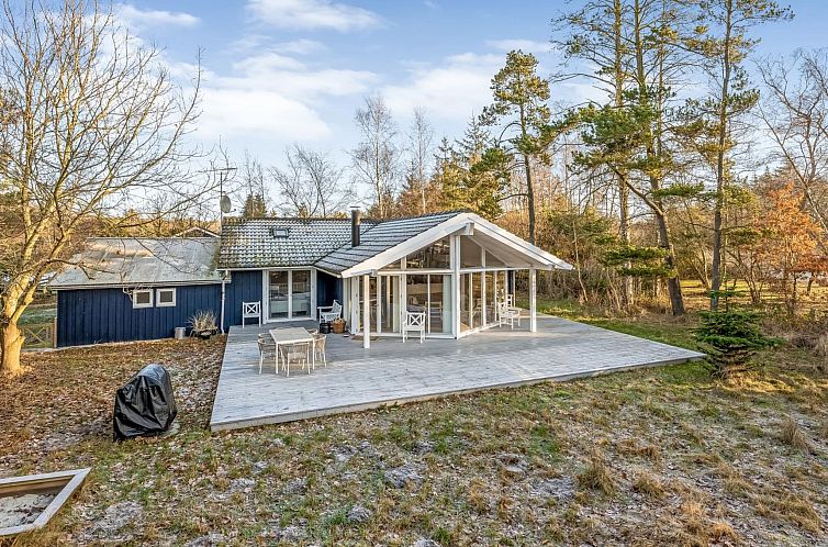 Vakantiehuis "Åse" - 1.3km from the sea