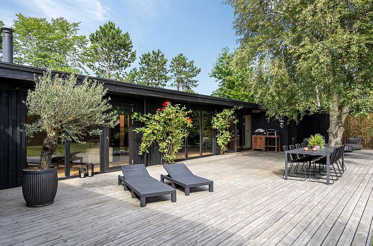 Vakantiehuis "Hævnir" - 1km from the sea