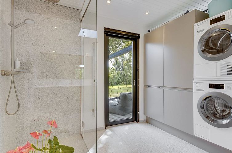 Vakantiehuis "Hævnir" - 1km from the sea