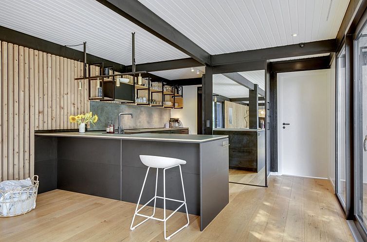 Vakantiehuis "Hævnir" - 1km from the sea