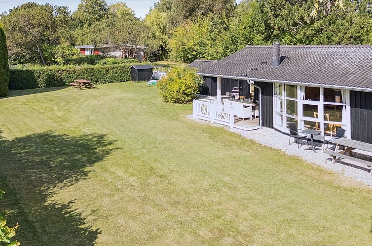 Vakantiehuis "Erko" - 575m from the sea