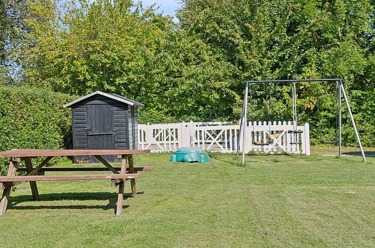 Vakantiehuis "Erko" - 575m from the sea