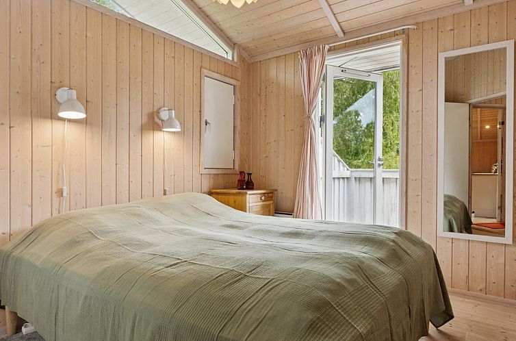 Vakantiehuis "Erko" - 575m from the sea