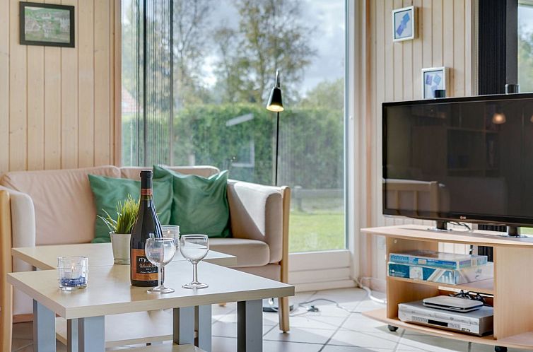 Vakantiehuis "Olina" - 1km from the sea