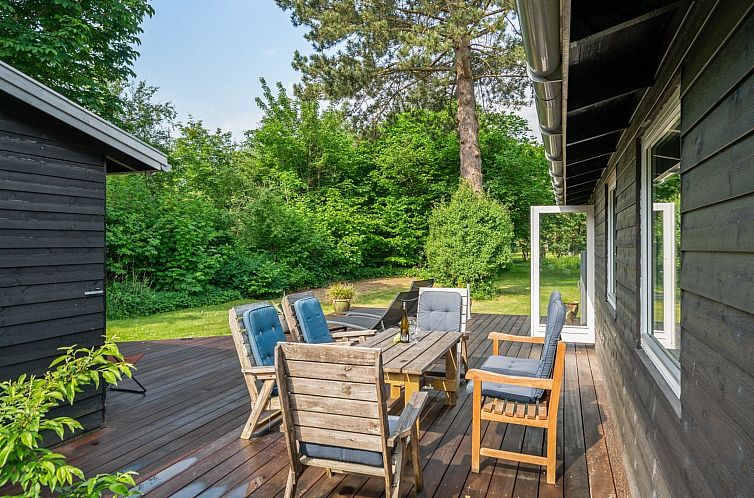 Vakantiehuis "Lucie" - 1.5km from the sea