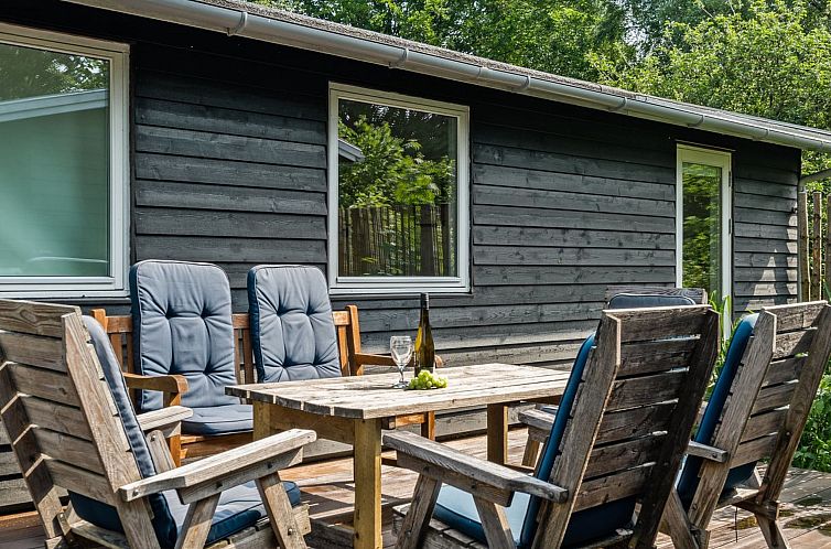 Vakantiehuis "Lucie" - 1.5km from the sea