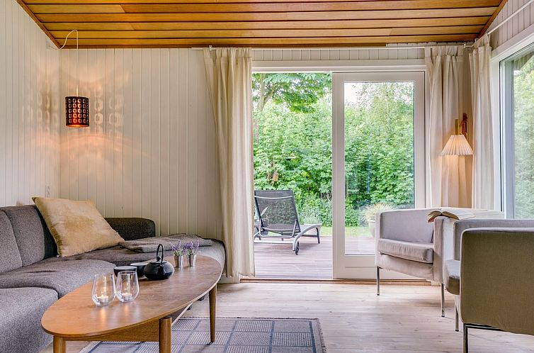 Vakantiehuis "Lucie" - 1.5km from the sea