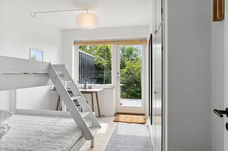 Vakantiehuis "Tonia" - 290m from the sea