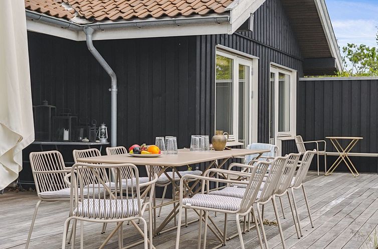 Vakantiehuis "Tonia" - 290m from the sea