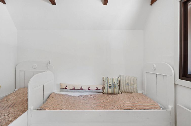 Vakantiehuis "Anssi" - 300m from the sea