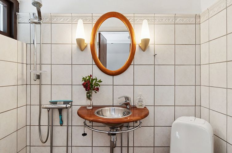 Vakantiehuis "Anssi" - 300m from the sea