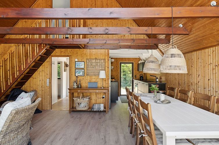 Vakantiehuis "Anssi" - 300m from the sea