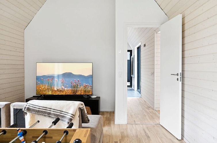 Vakantiehuis "Bernadeta" - 275m from the sea