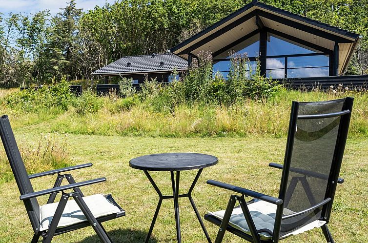 Vakantiehuis "Gunver" - 150m from the sea