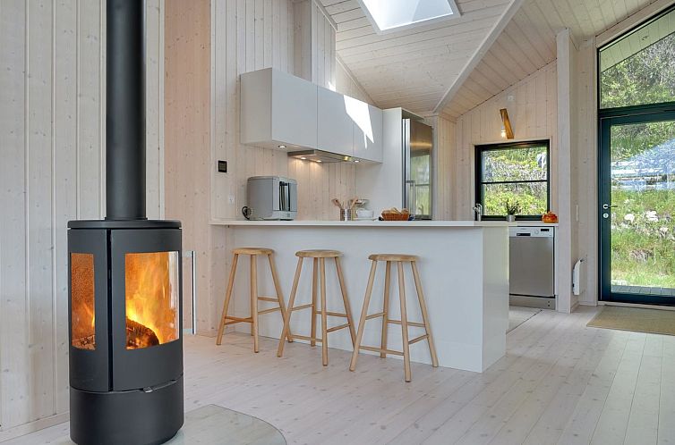 Vakantiehuis "Gunver" - 150m from the sea