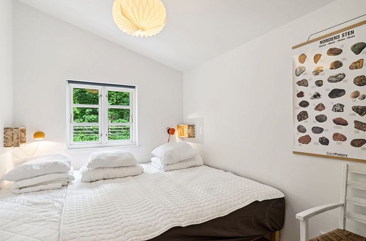 Vakantiehuis "Riana" - 700m from the sea