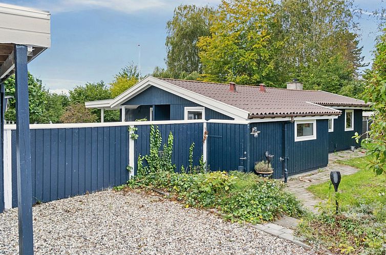 Vakantiehuis "Aleksia" - 1.4km from the sea