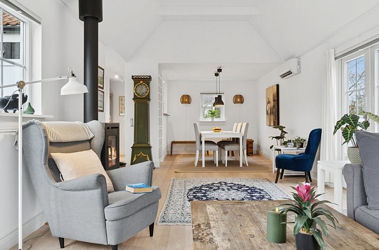 Vakantiehuis "Franka" - 1.1km from the sea