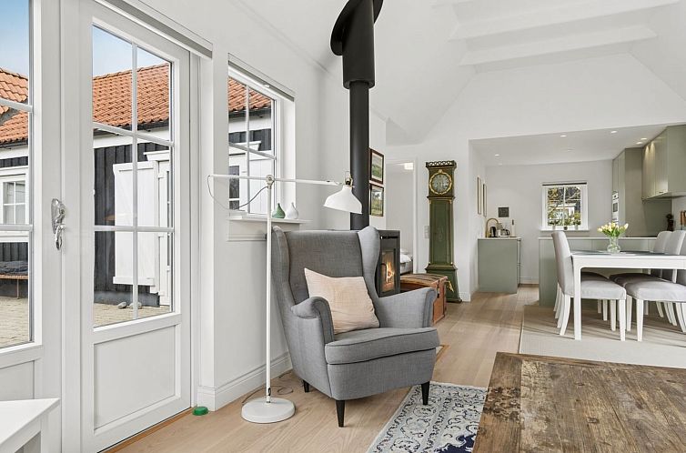 Vakantiehuis "Franka" - 1.1km from the sea
