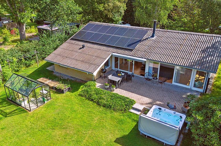 Guest house 0170601 - Holiday property Seeland - Vakantiehuis "Hjalmine" - 1.5km from the sea