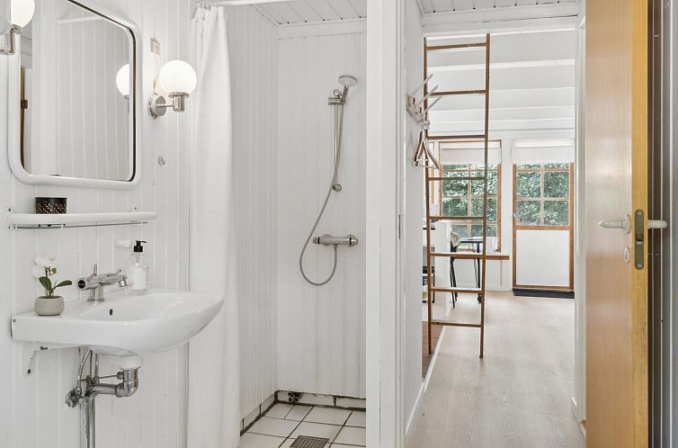 Vakantiehuis "Jörn" - 800m from the sea