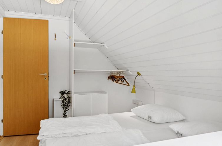 Vakantiehuis "Jörn" - 800m from the sea