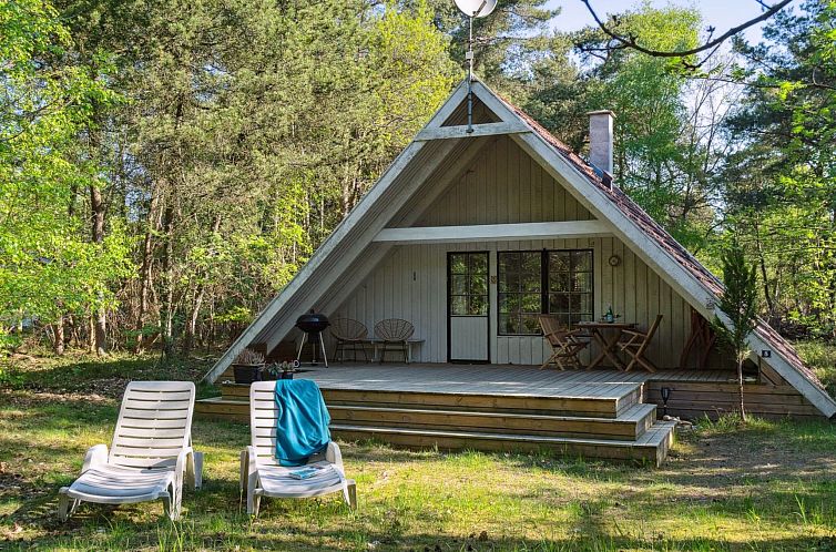 Vakantiehuis "Jörn" - 800m from the sea