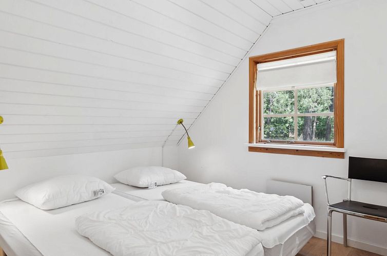 Vakantiehuis "Jörn" - 800m from the sea