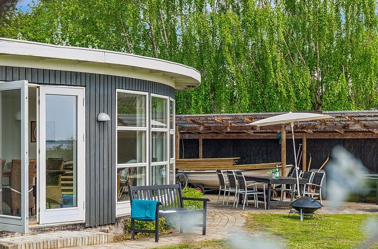 Vakantiehuis "Zezilie" - 500m from the sea