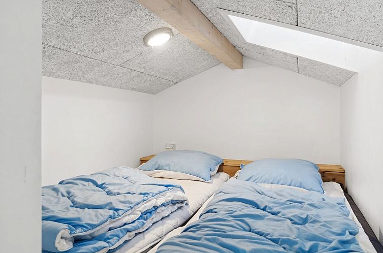 Vakantiehuis "Gisl" - 1.3km from the sea