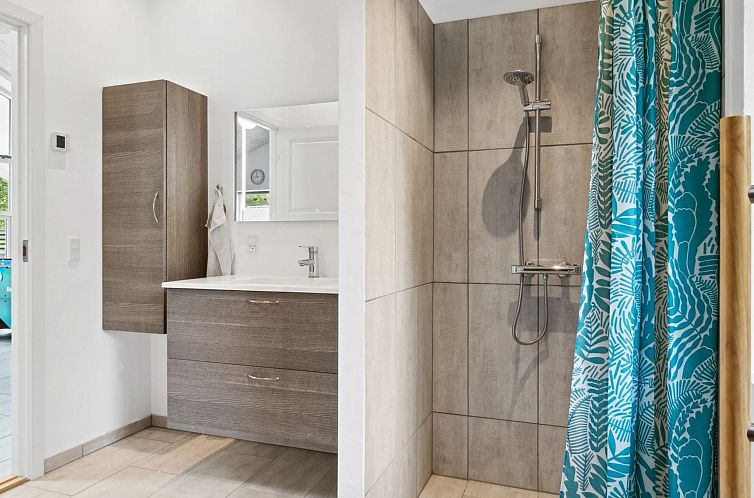 Vakantiehuis "Gisl" - 1.3km from the sea