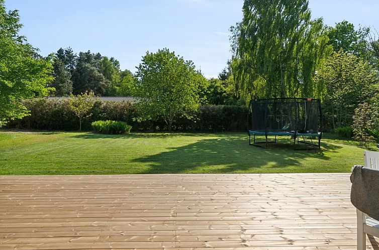 Vakantiehuis "Veljan" - 1.2km from the sea