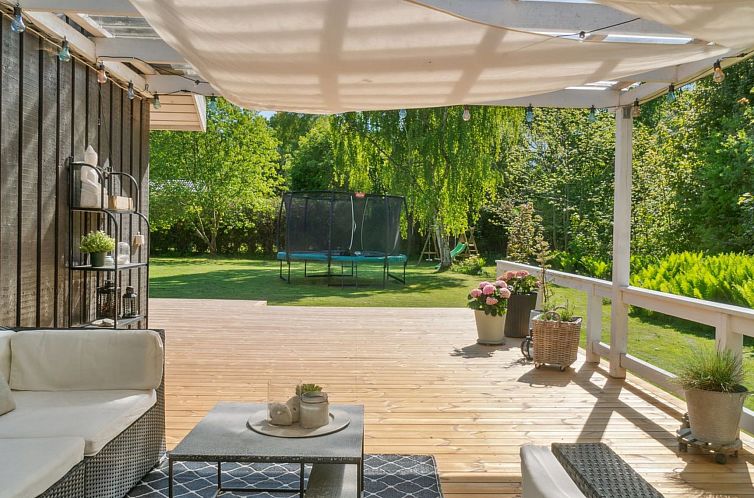 Vakantiehuis "Veljan" - 1.2km from the sea