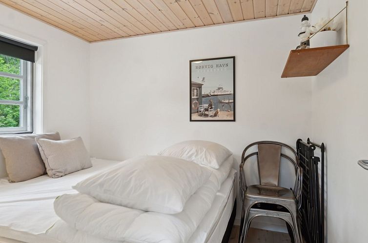 Vakantiehuis "Veljan" - 1.2km from the sea