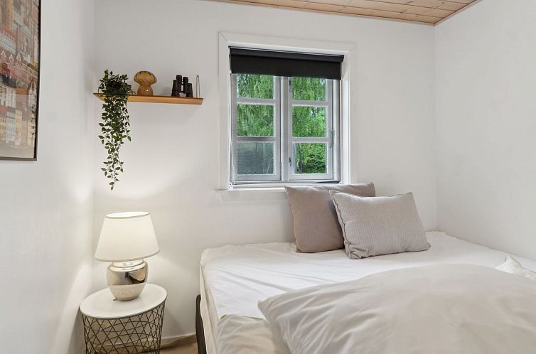 Vakantiehuis "Veljan" - 1.2km from the sea