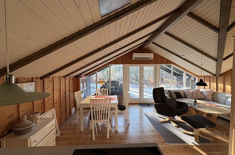 Vakantiehuis "Elfrede" - 900m from the sea