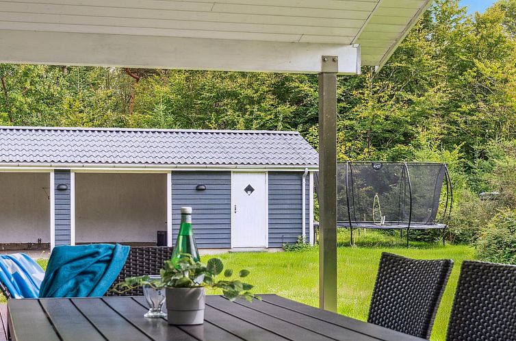 Vakantiehuis "Elfrede" - 900m from the sea