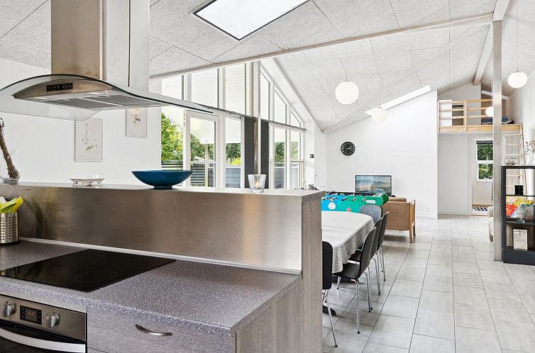 Vakantiehuis "Gisl" - 1.3km from the sea
