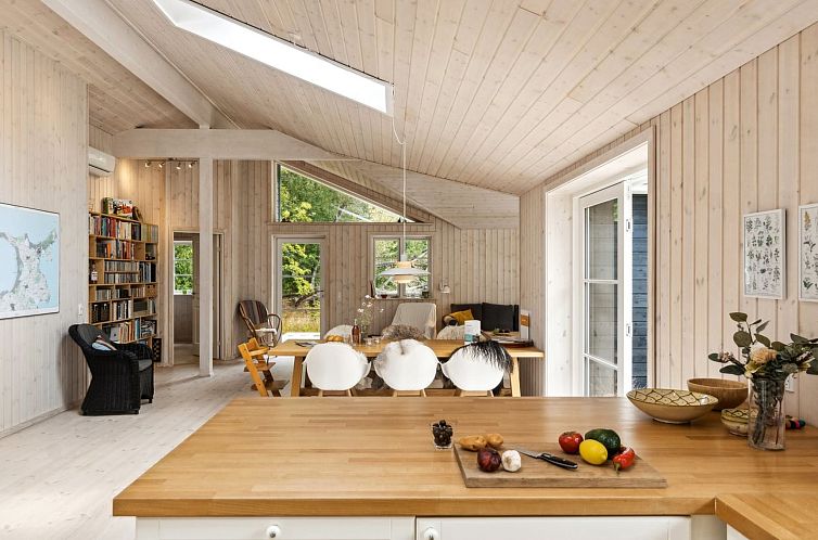 Vakantiehuis "Grethe" - 750m from the sea