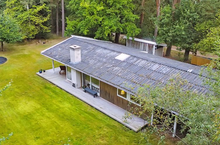 Vakantiehuis "Arto" - 1.2km from the sea