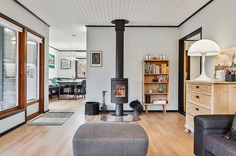 Vakantiehuis "Arto" - 1.2km from the sea