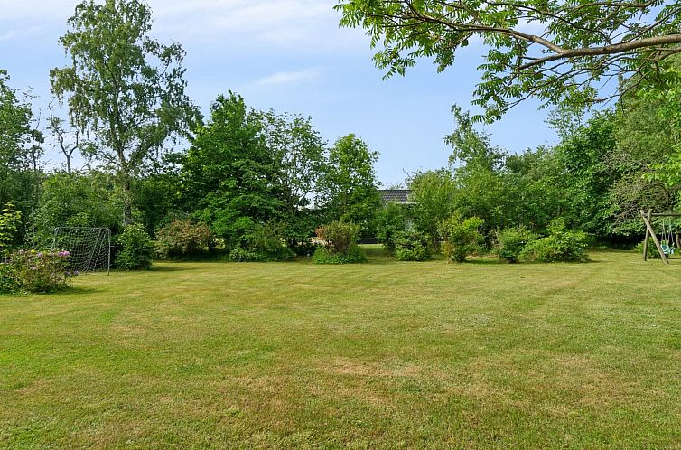 Vakantiehuis "Rahilka" - 700m from the sea