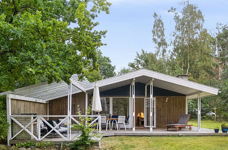 Vakantiehuis "Rahilka" - 700m from the sea