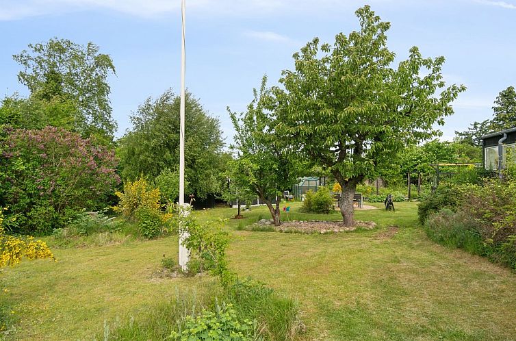 Vakantiehuis "Holmfridur" - 2km from the sea