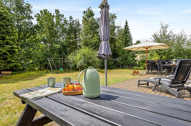 Vakantiehuis "Fjola" - 200m from the sea