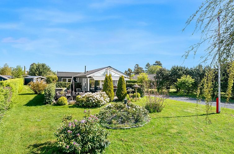 Vakantiehuis "Stina" - 600m from the sea