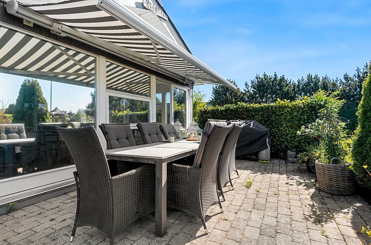 Vakantiehuis "Stina" - 600m from the sea