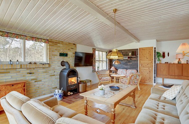 Vakantiehuis "Sanna" - 330m from the sea