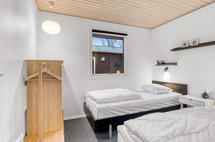 Vakantiehuis "Timao" - 750m from the sea